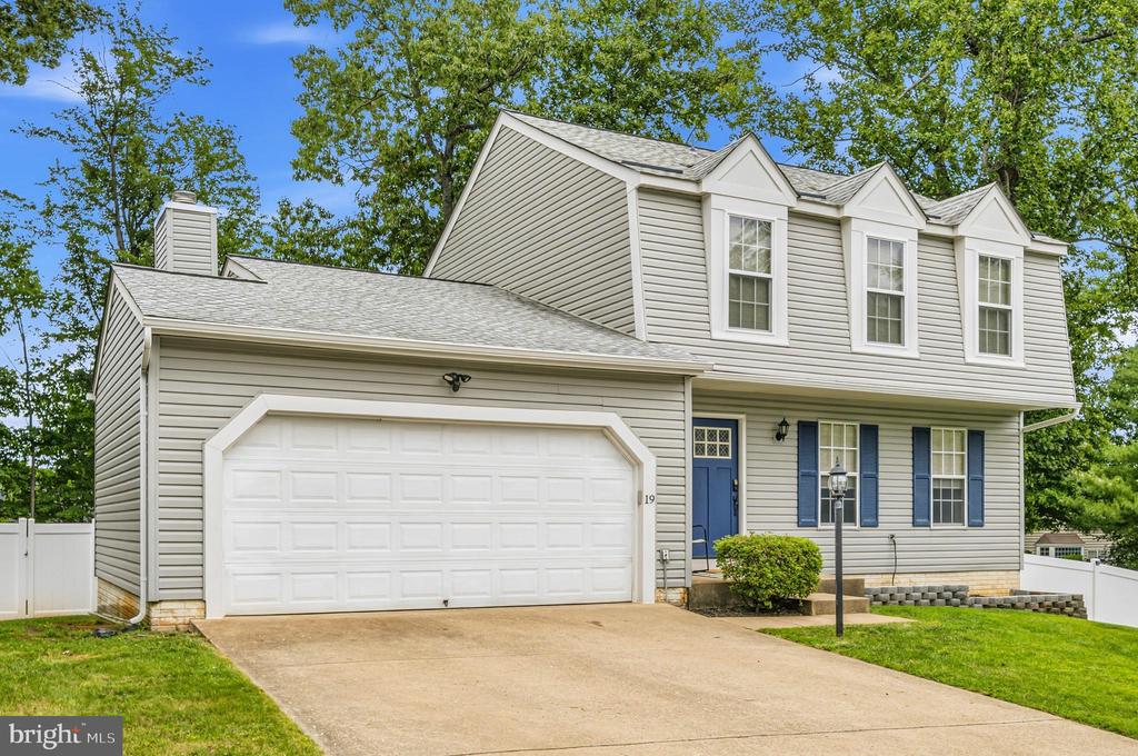 19 ROCKY WAY DRIVE