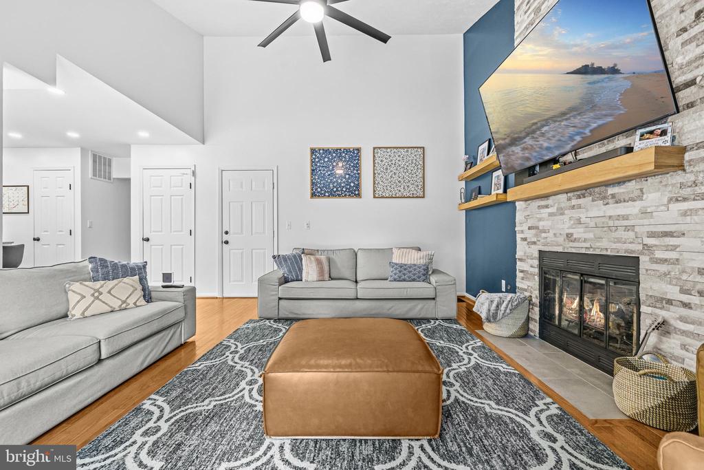 19 ROCKY WAY DRIVE