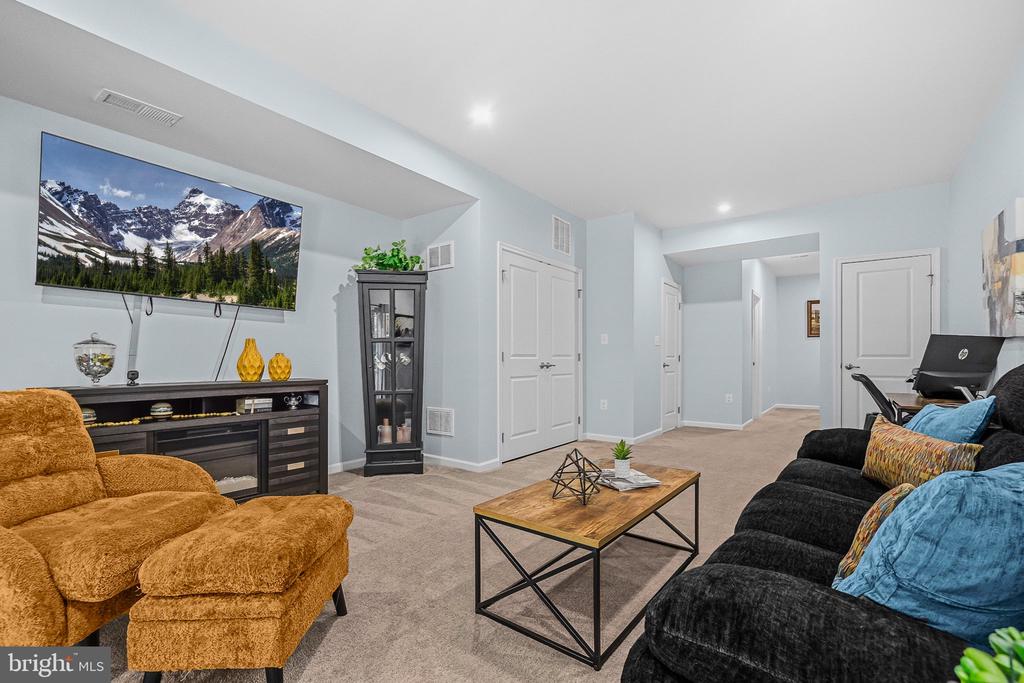 337 ROLLING VALLEY DRIVE