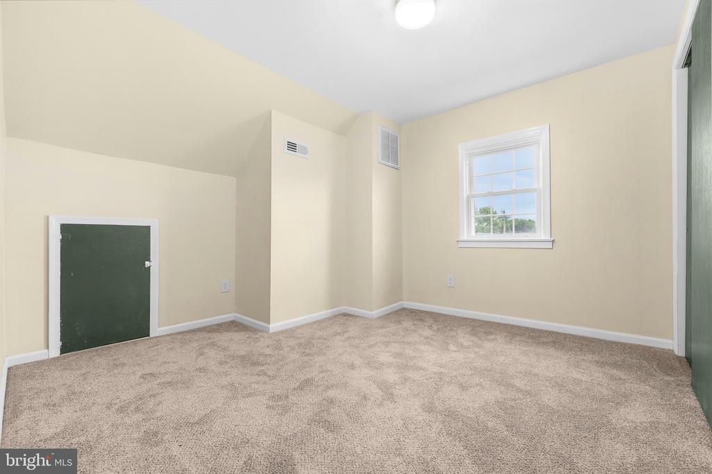 48 RINGGOLD ROAD
