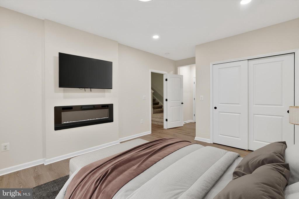 104 ZOE WAY