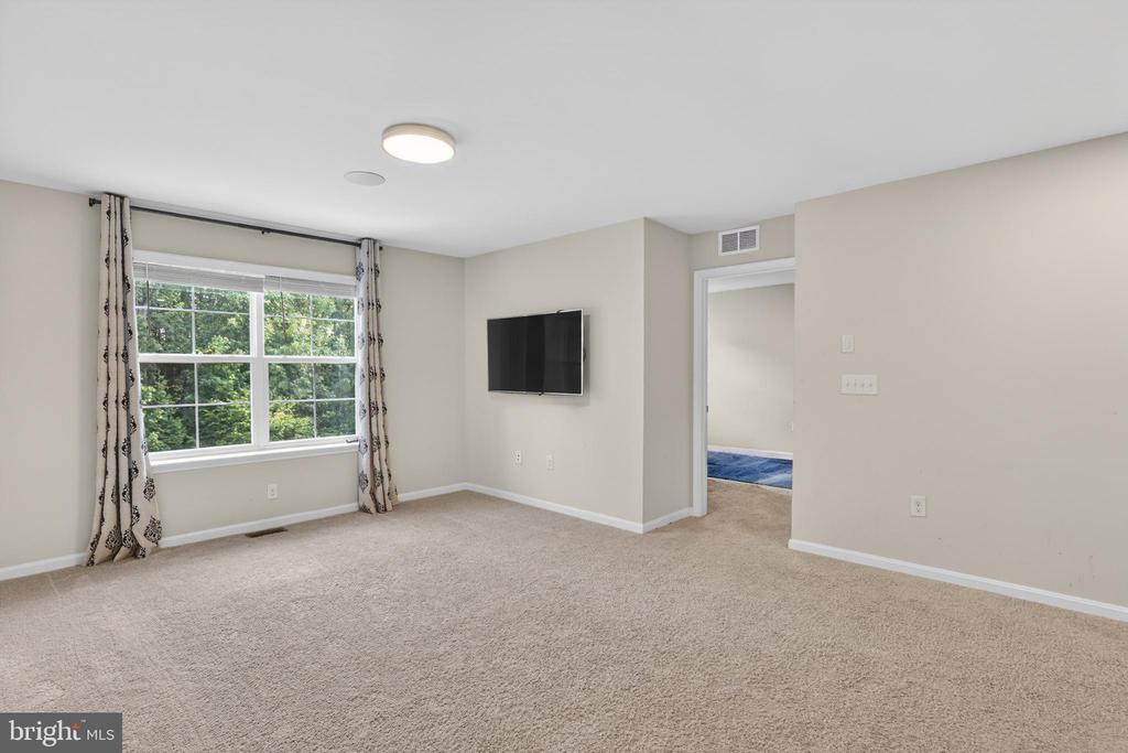 104 ZOE WAY