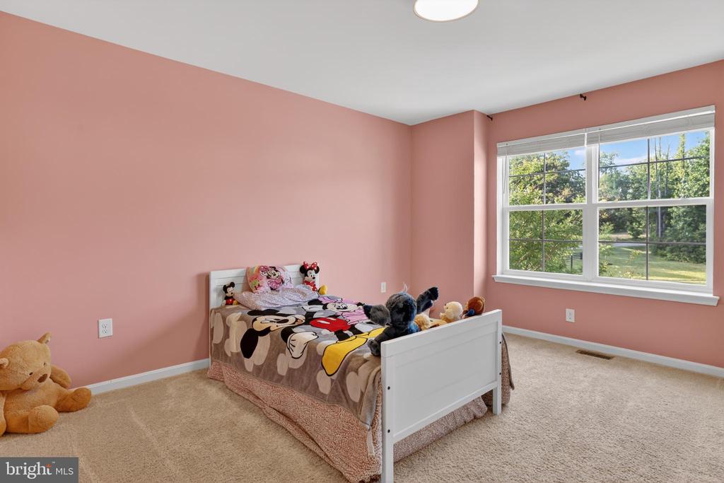 104 ZOE WAY