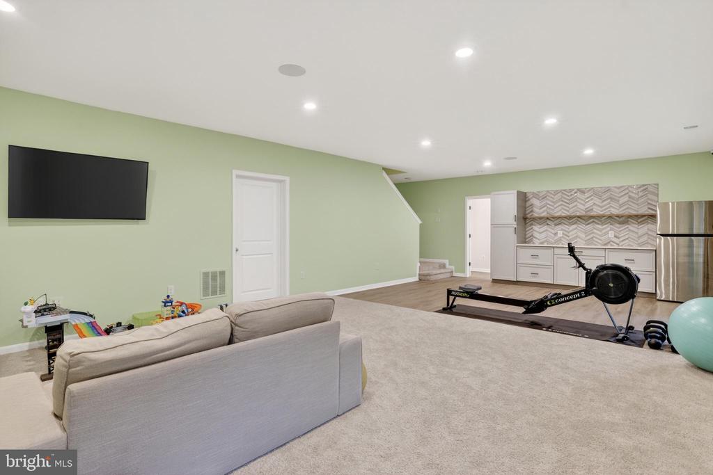 104 ZOE WAY