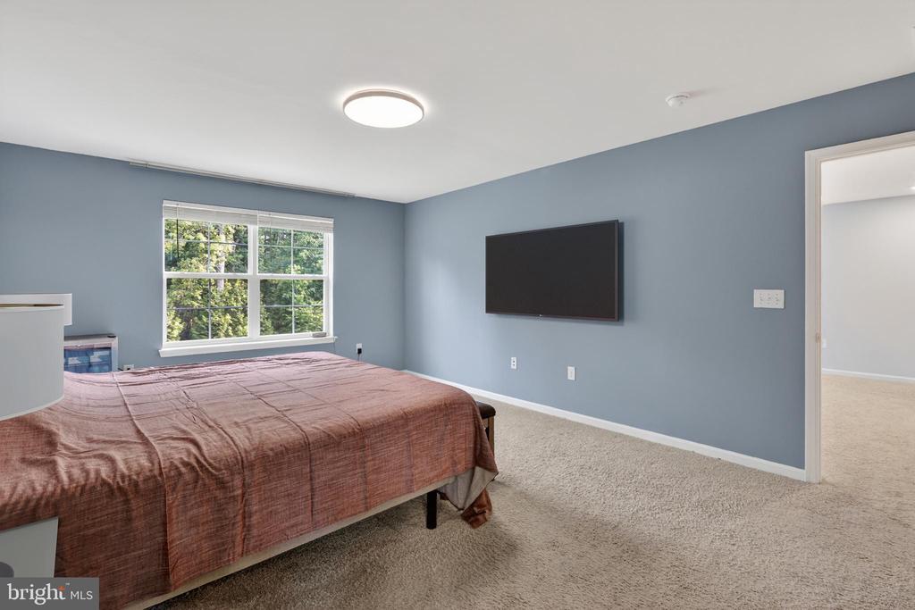 104 ZOE WAY