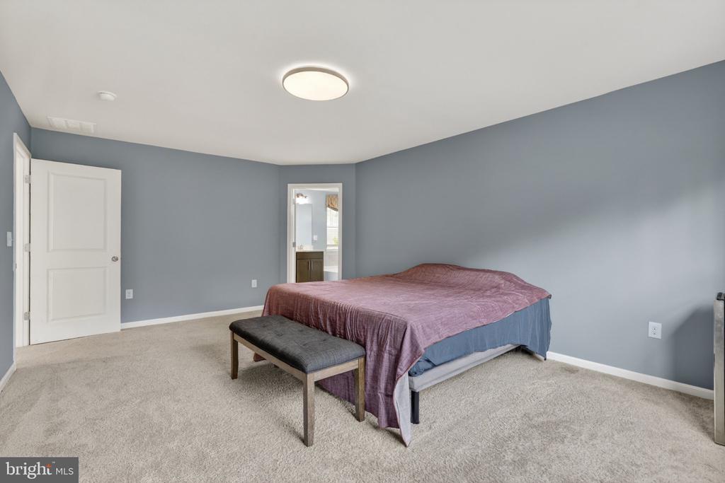 104 ZOE WAY