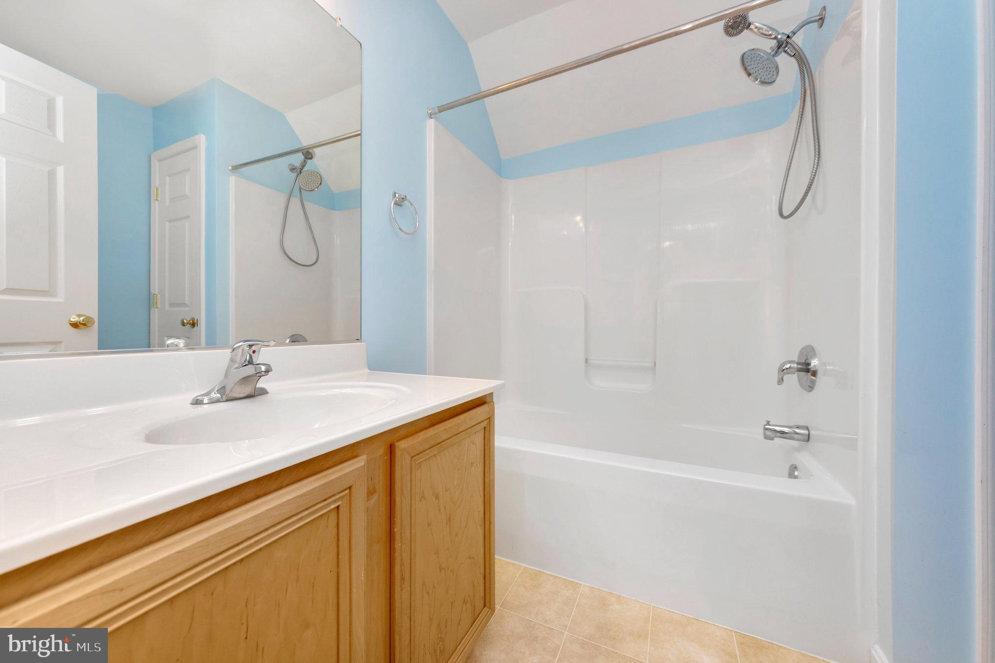 1341 HOLLY VISTA DRIVE