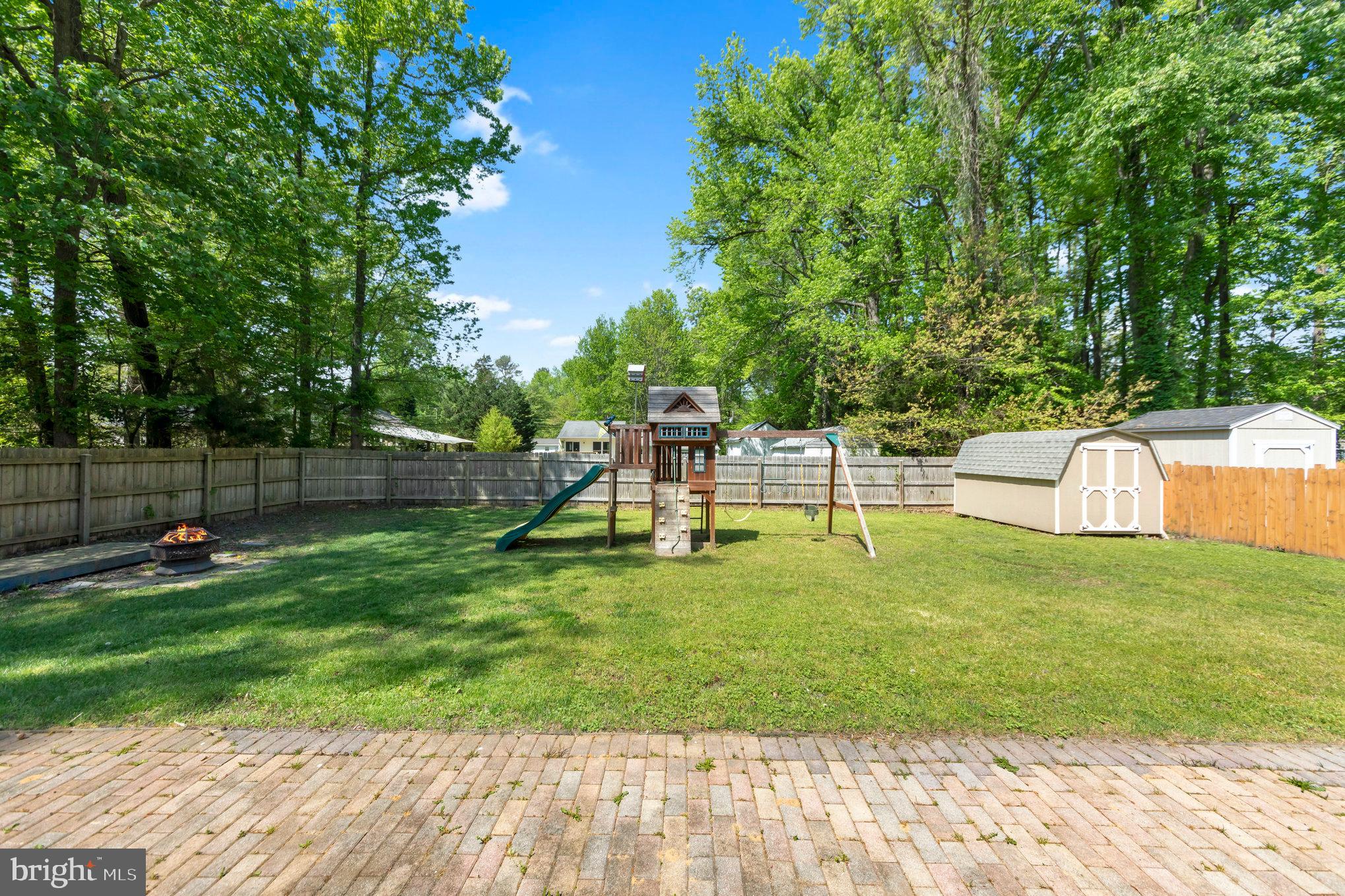 1341 HOLLY VISTA DRIVE