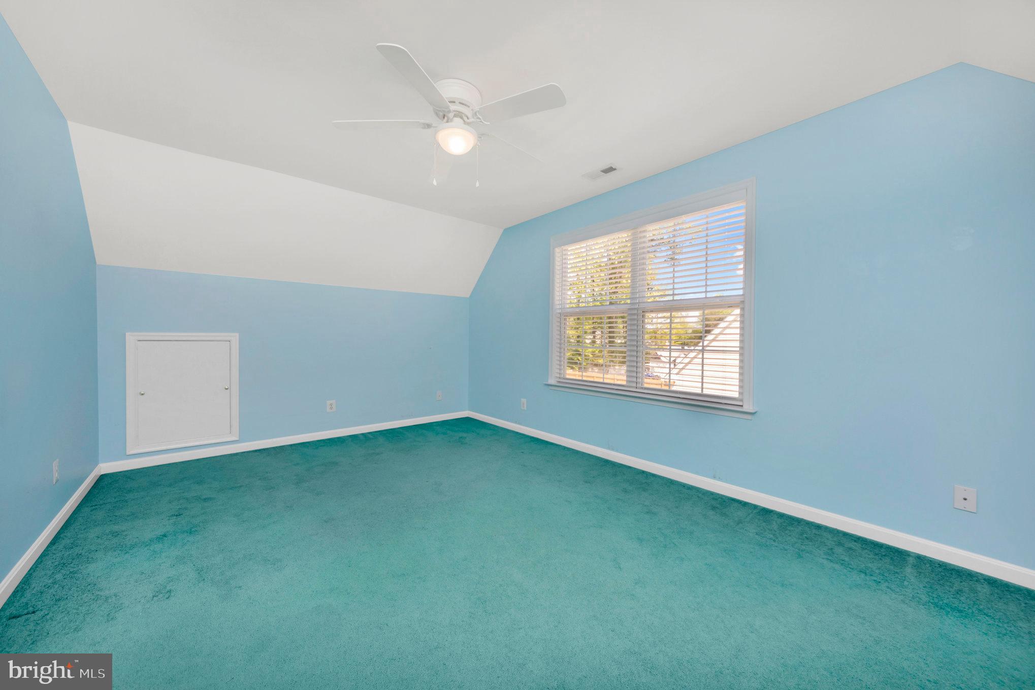 1341 HOLLY VISTA DRIVE