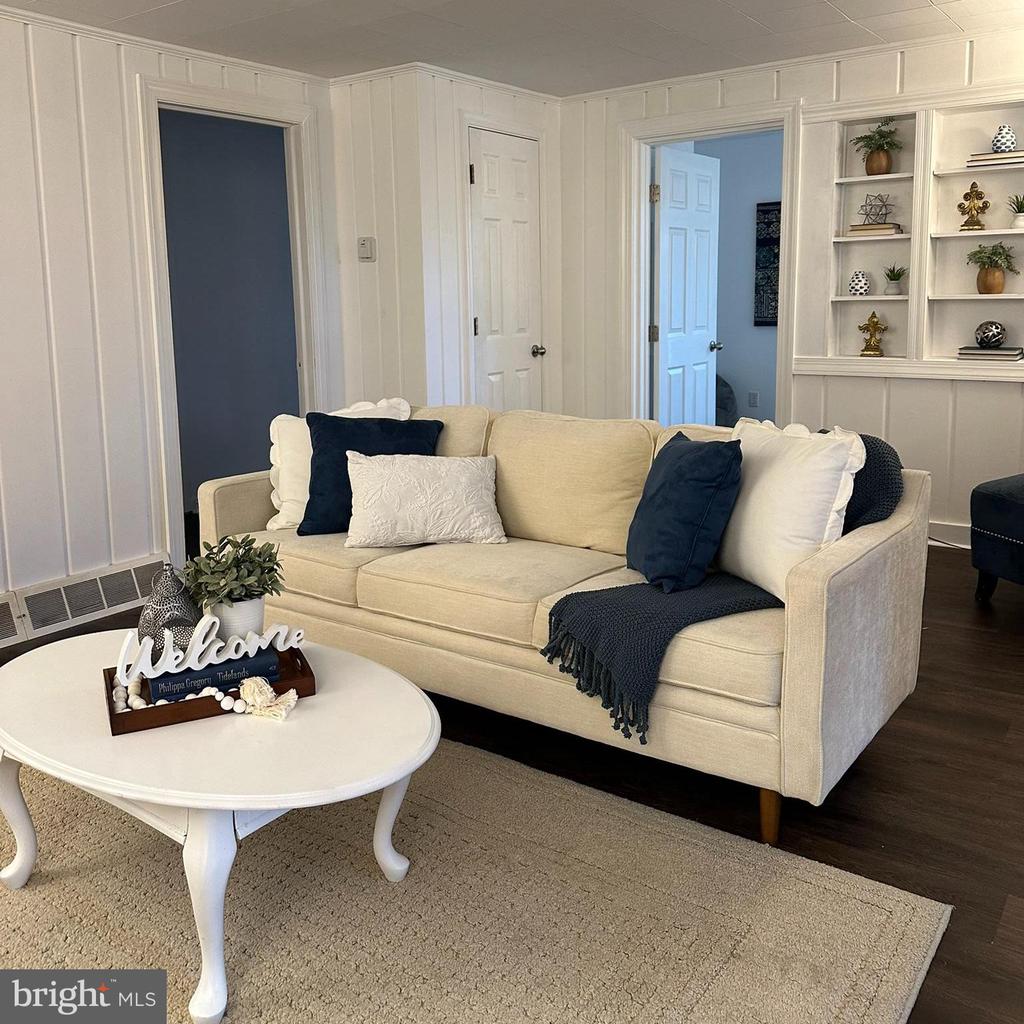 572 BIFROST WAY