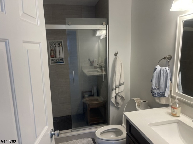 237 Robertson Way