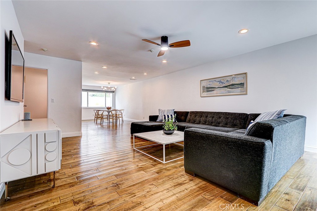 1317 Aviation Boulevard 6