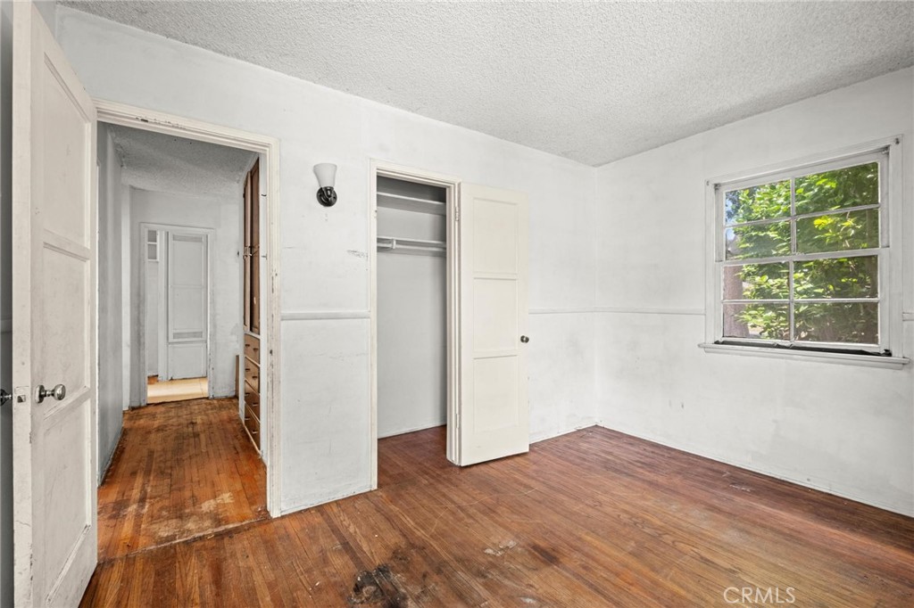 3260 Oregon Avenue