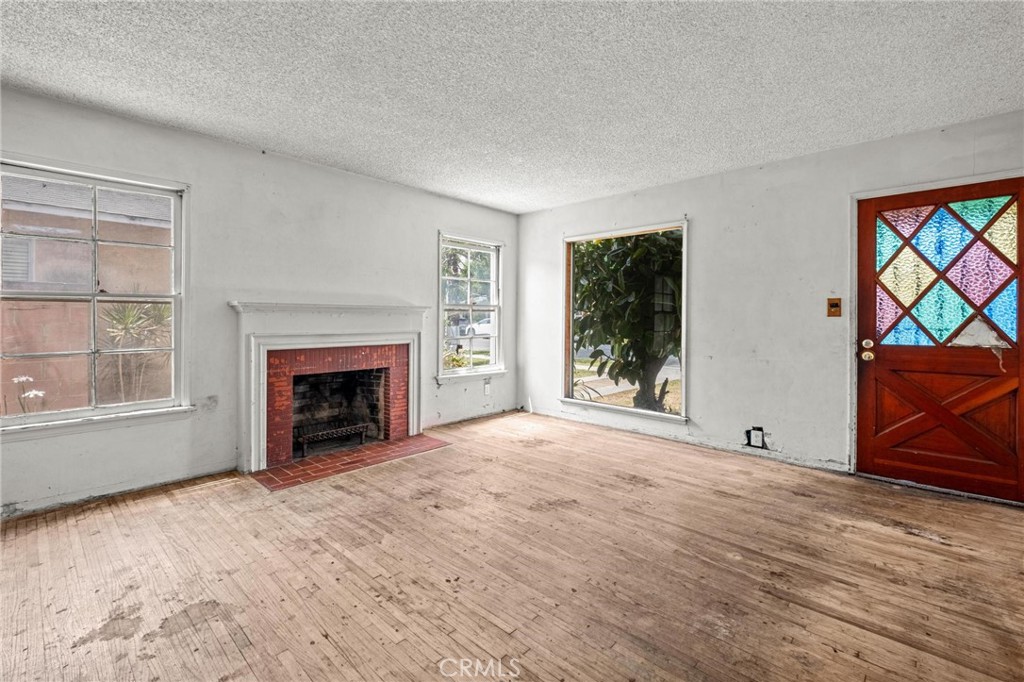 3260 Oregon Avenue
