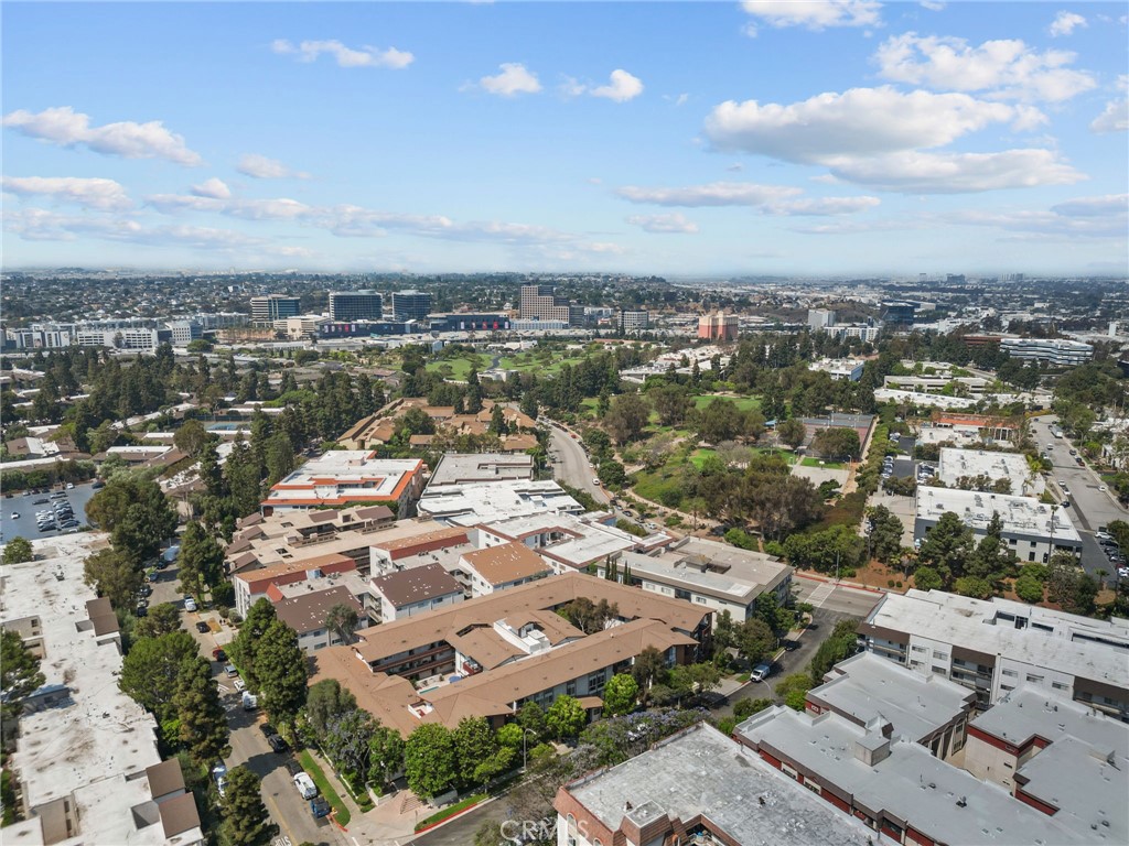 5650 Sumner Way 309