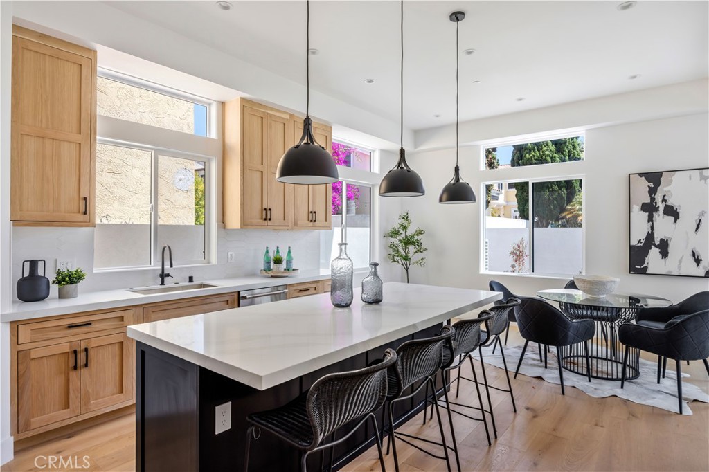 2102 Marshallfield Lane B