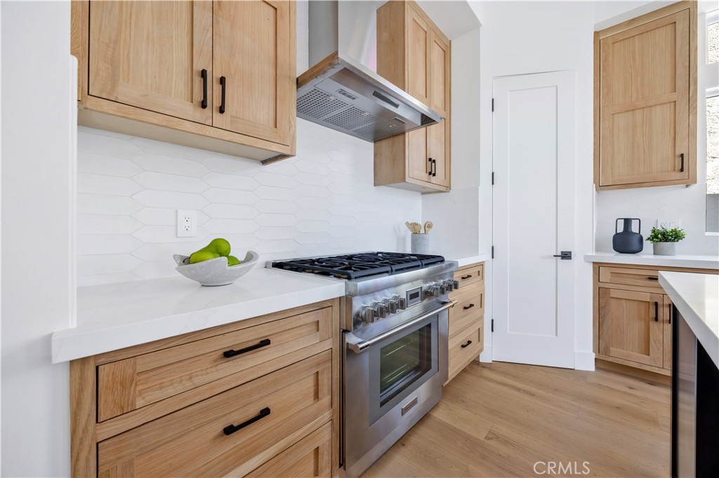 2102 Marshallfield Lane B