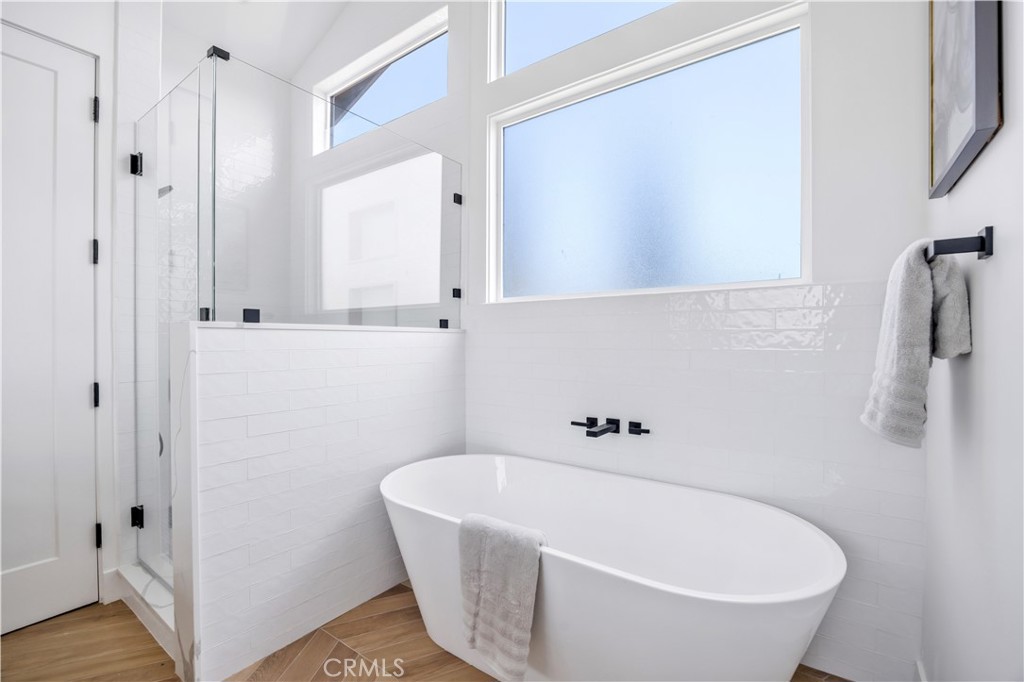 2102 Marshallfield Lane B