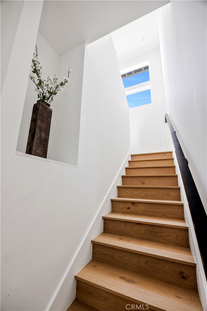 2102 Marshallfield Lane B