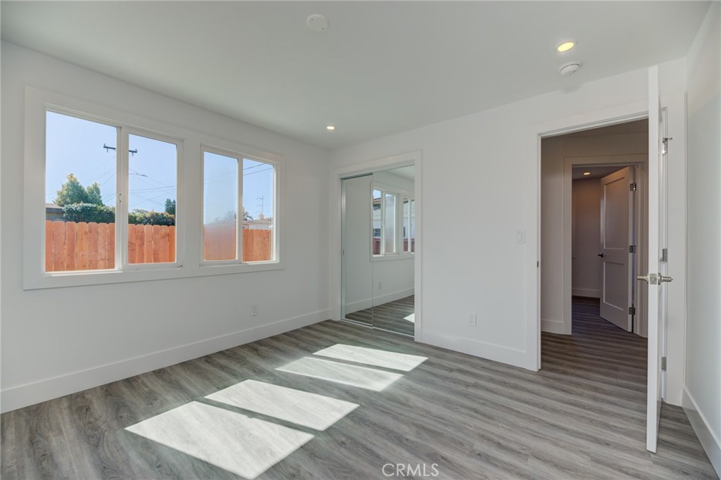 4548 W 156th Street