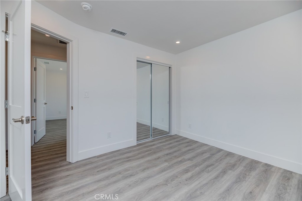4548 W 156th Street