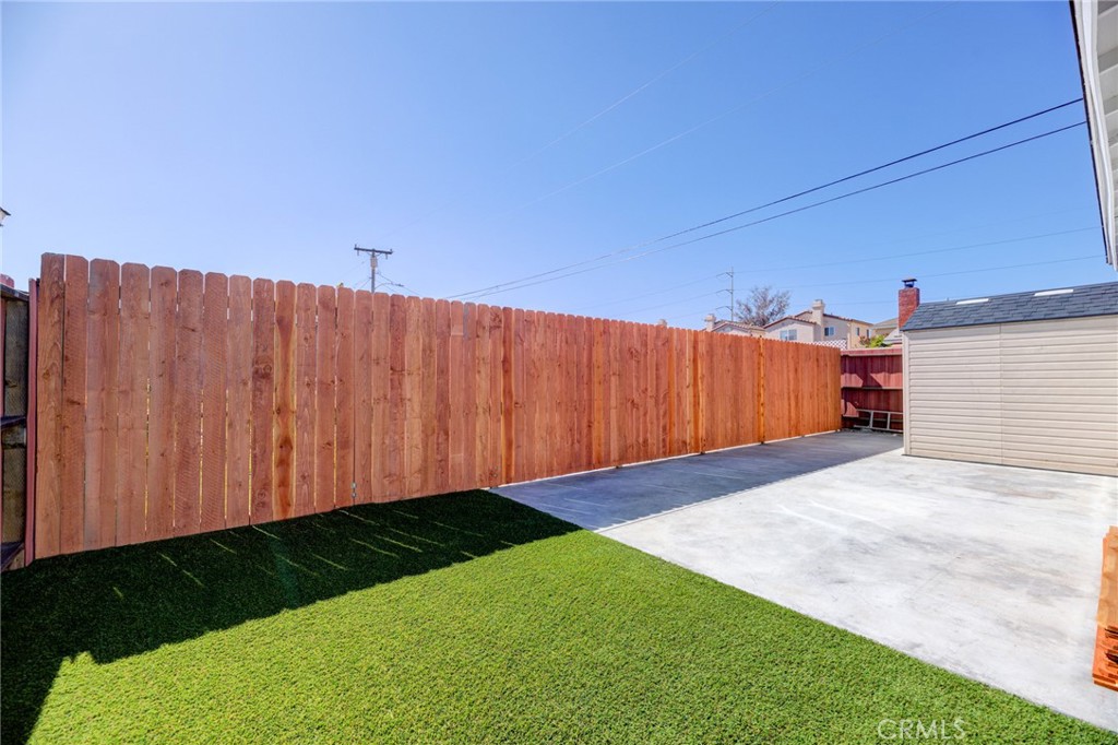4548 W 156th Street