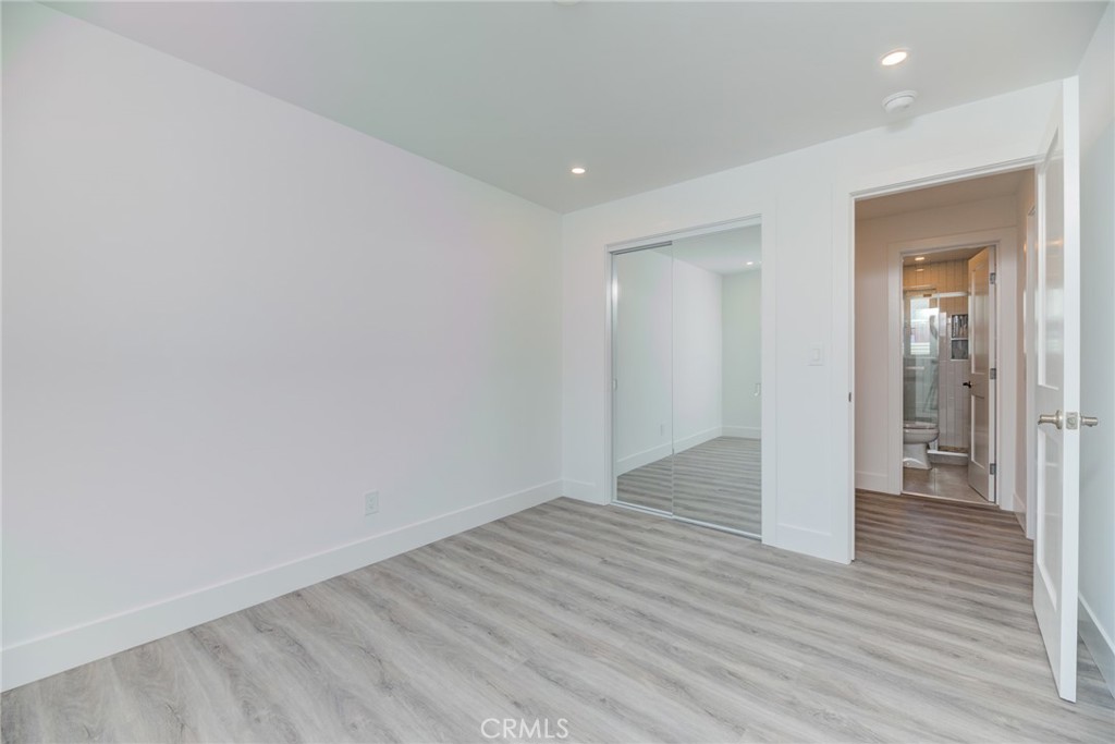 4548 W 156th Street