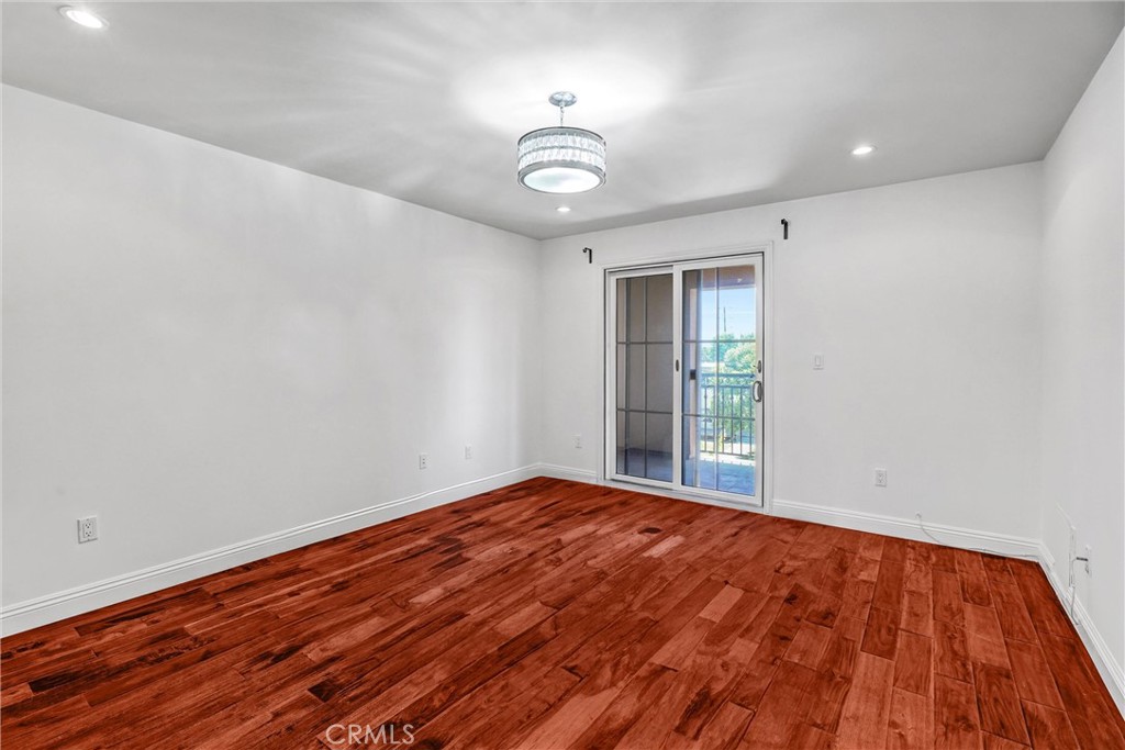 3919 W 226th Street