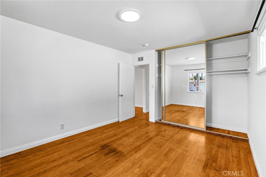 15505 Van Buren Ave.