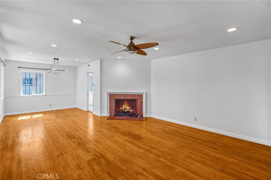 15505 Van Buren Ave.