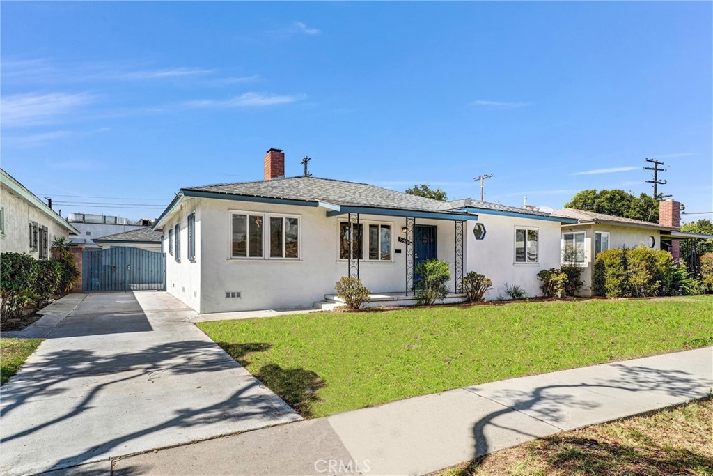 15505 Van Buren Ave.