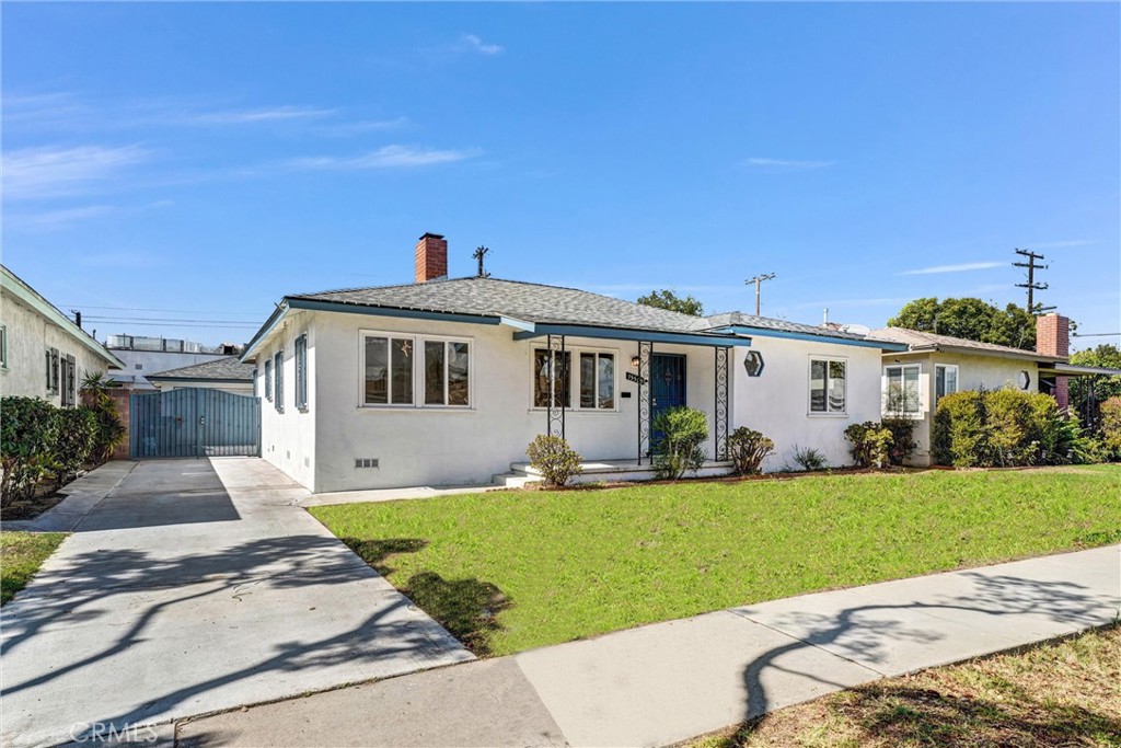 15505 Van Buren Ave.