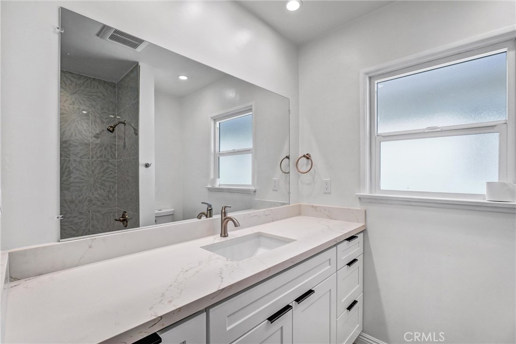 15505 Van Buren Ave.