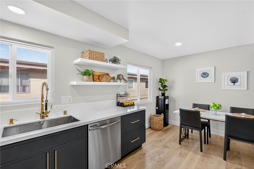 14903 S Normandie 204