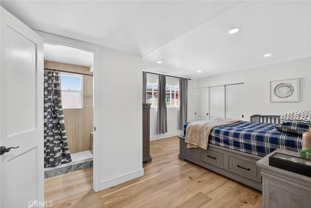 14903 S Normandie 204