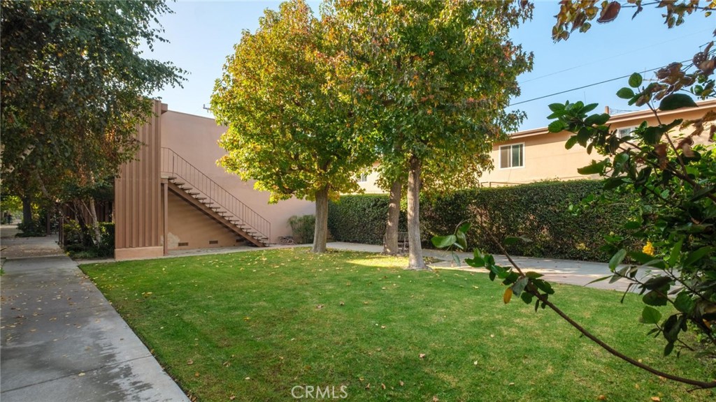 14903 S Normandie 204