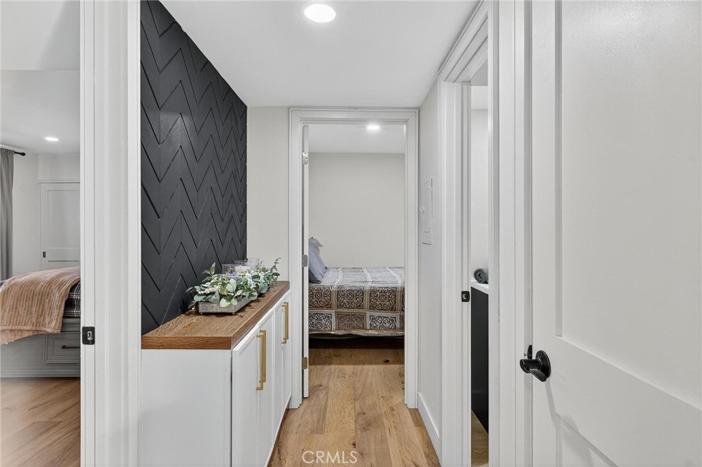 14903 S Normandie 204