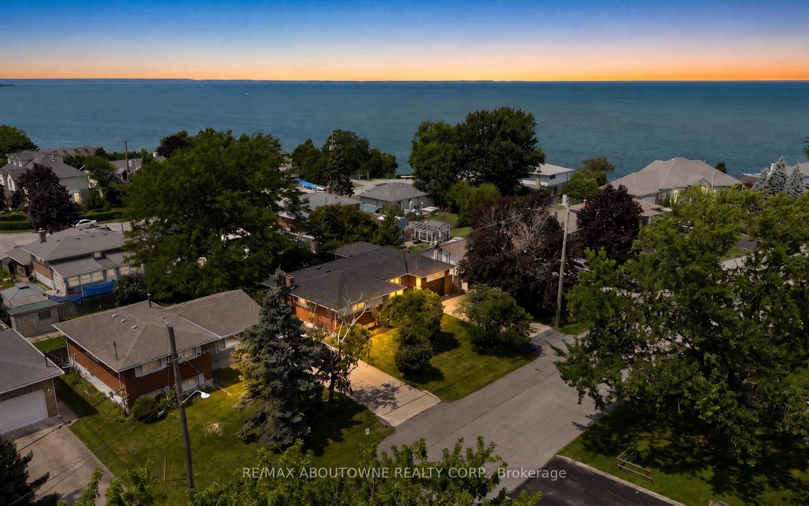 154 Lakeside Drive