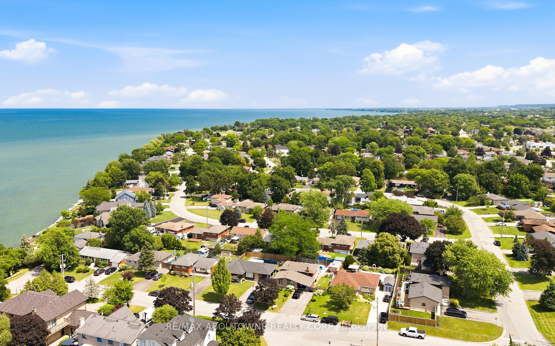 154 Lakeside Drive