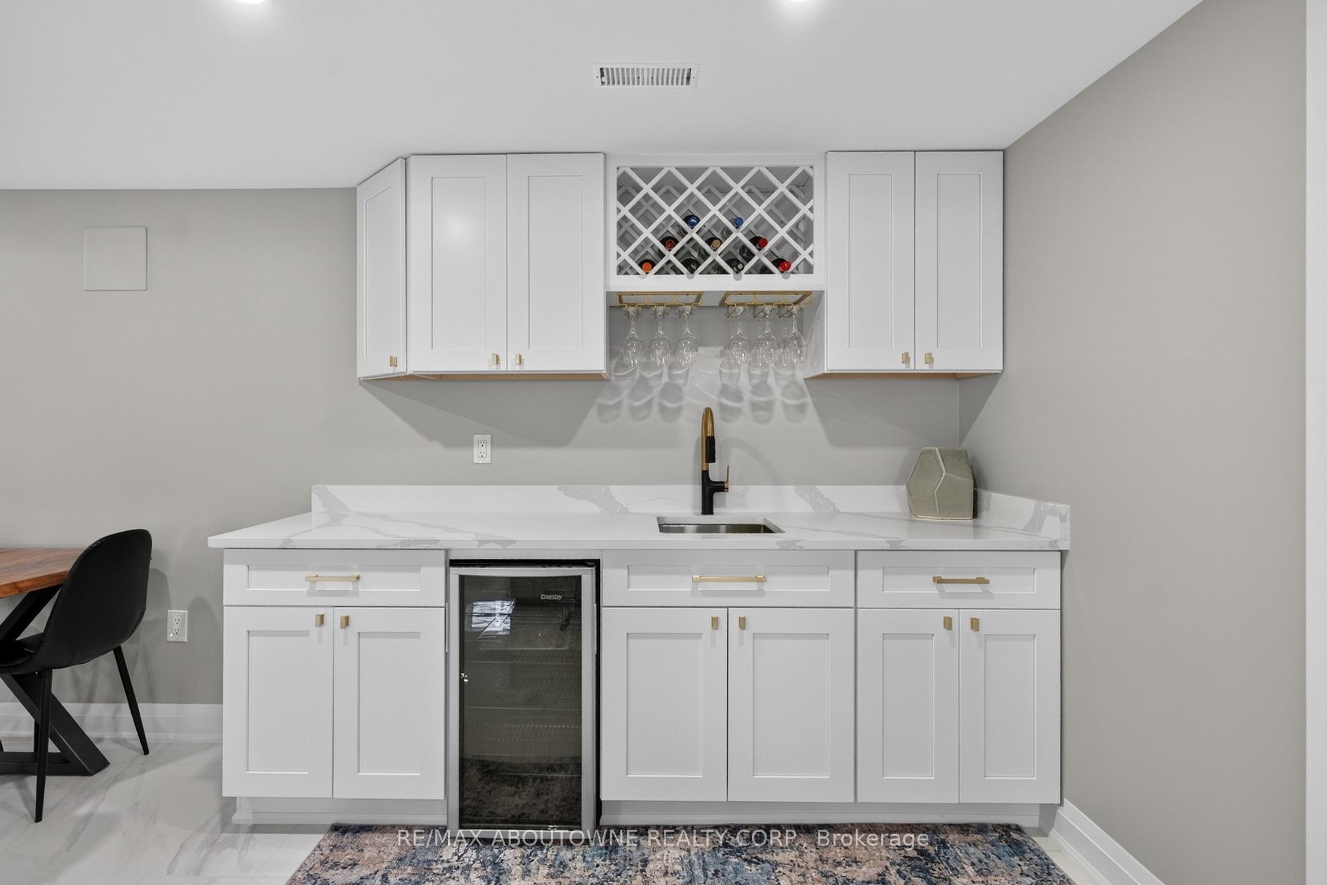 21 Haldimand 66 Road