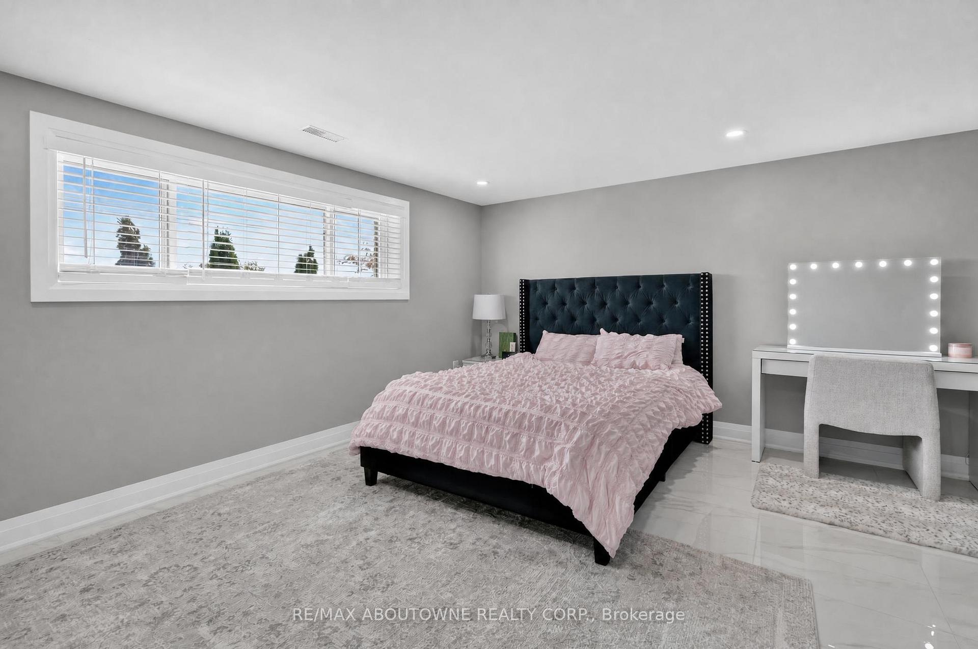 21 Haldimand 66 Road