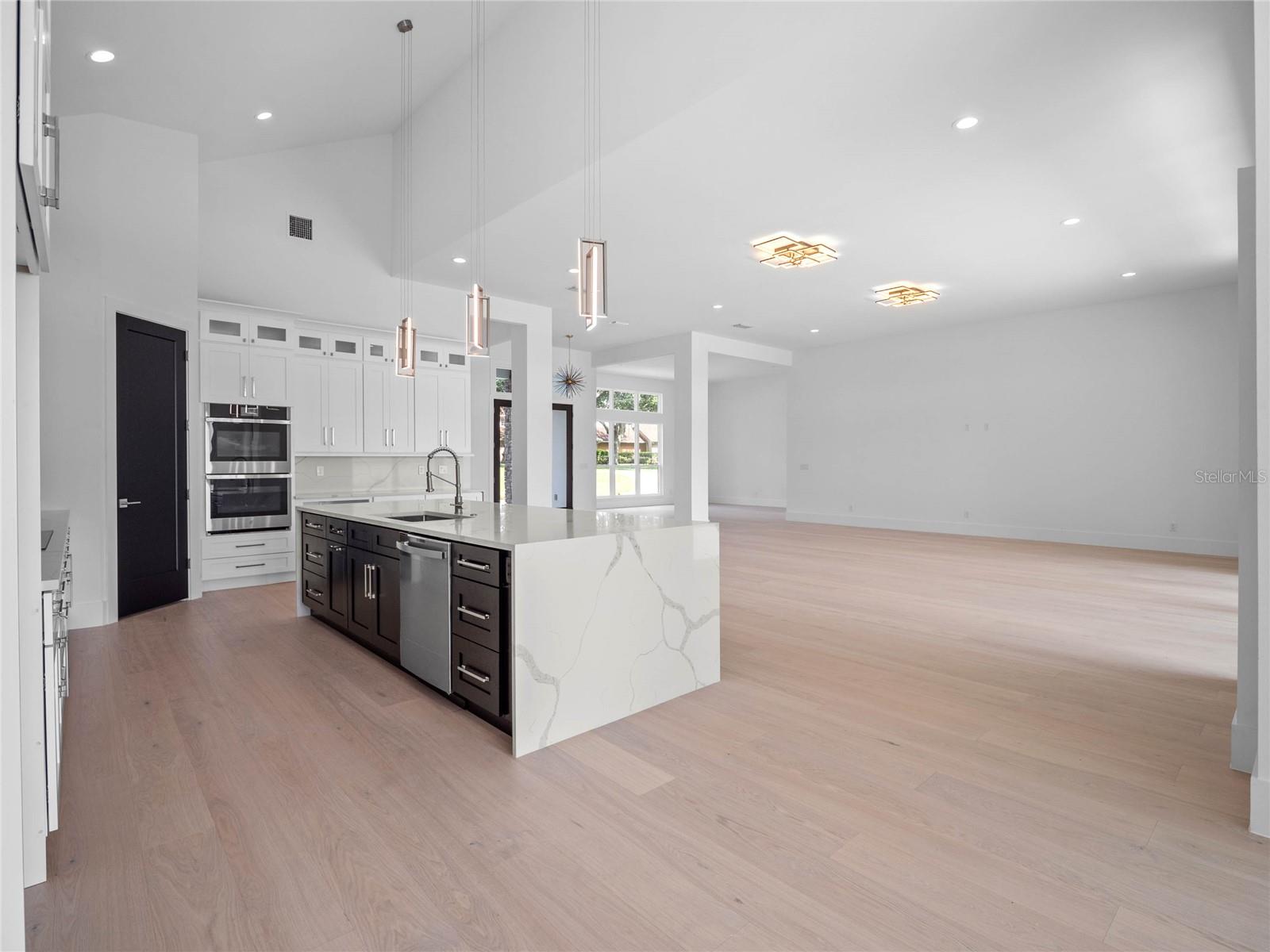 260 DEER ISLE DR