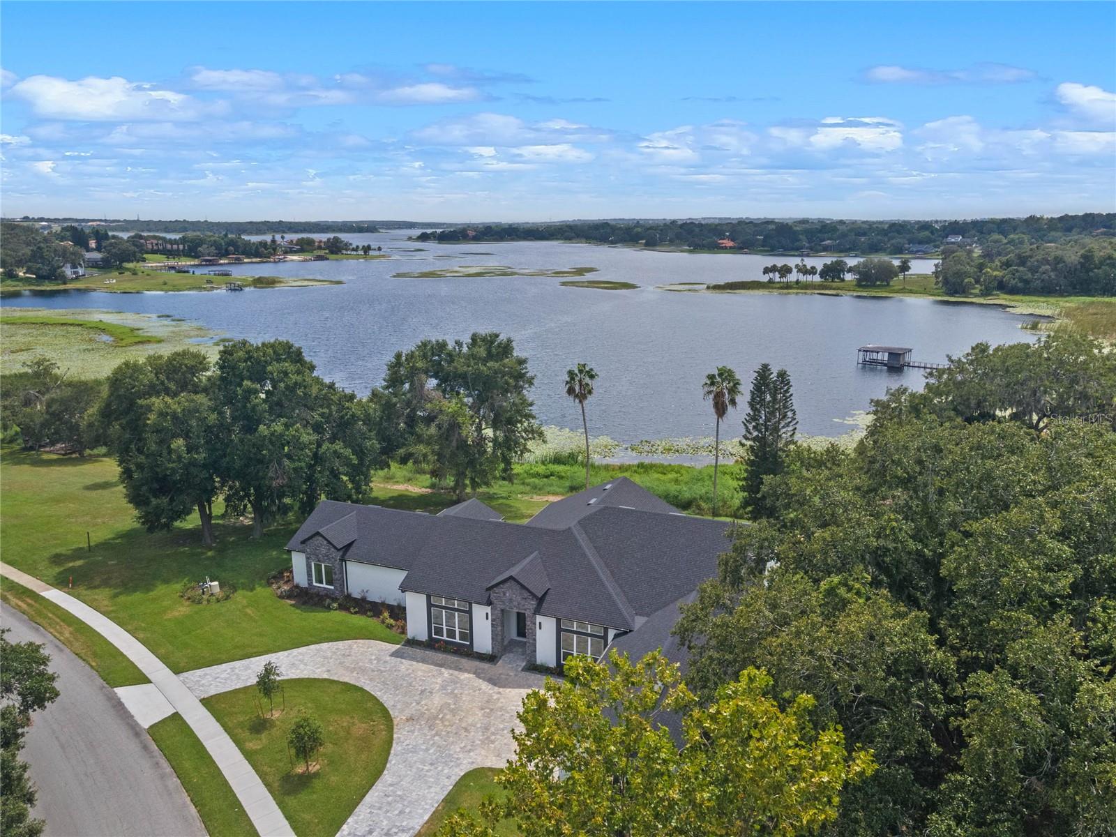 260 DEER ISLE DR