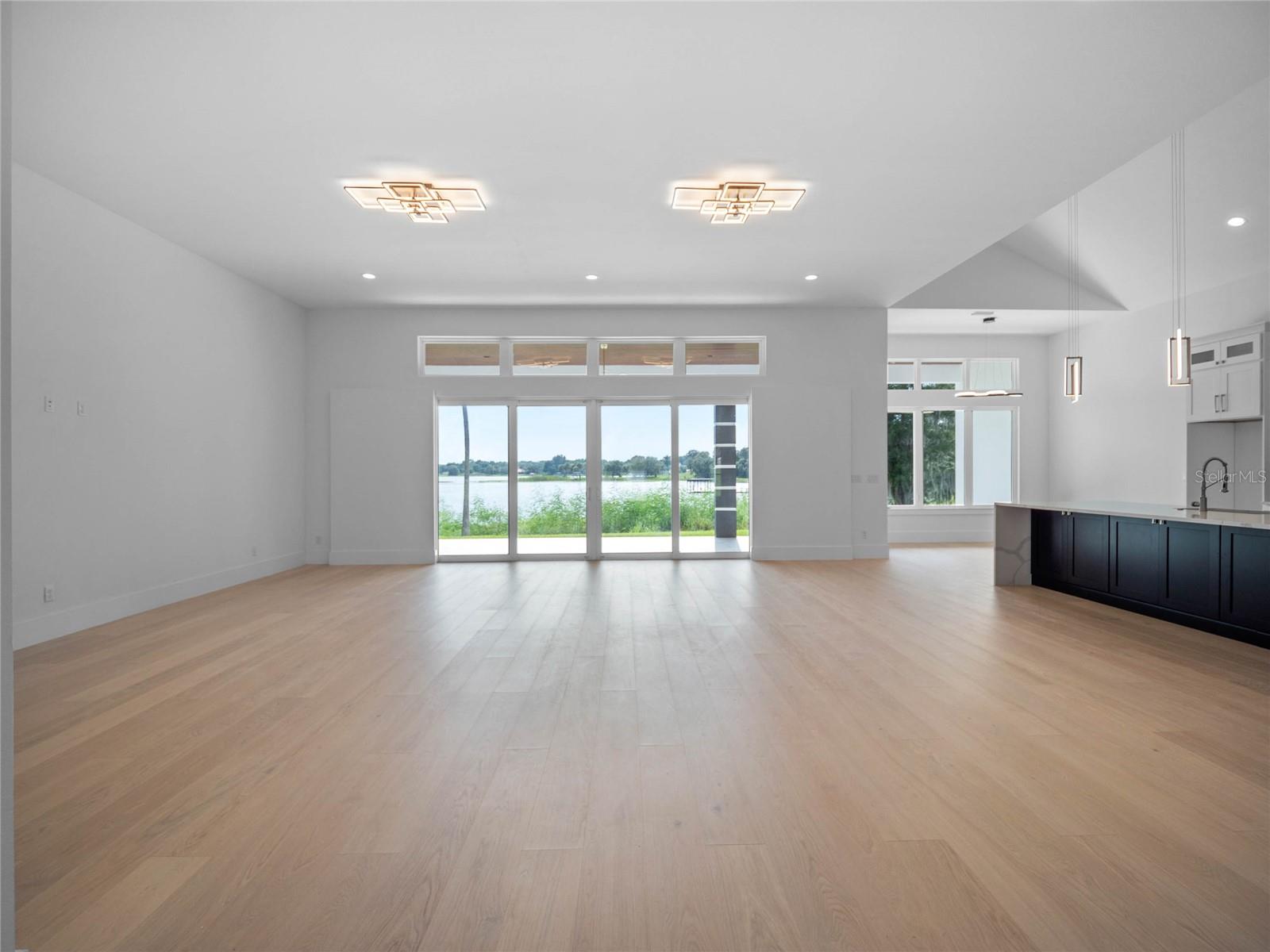 260 DEER ISLE DR