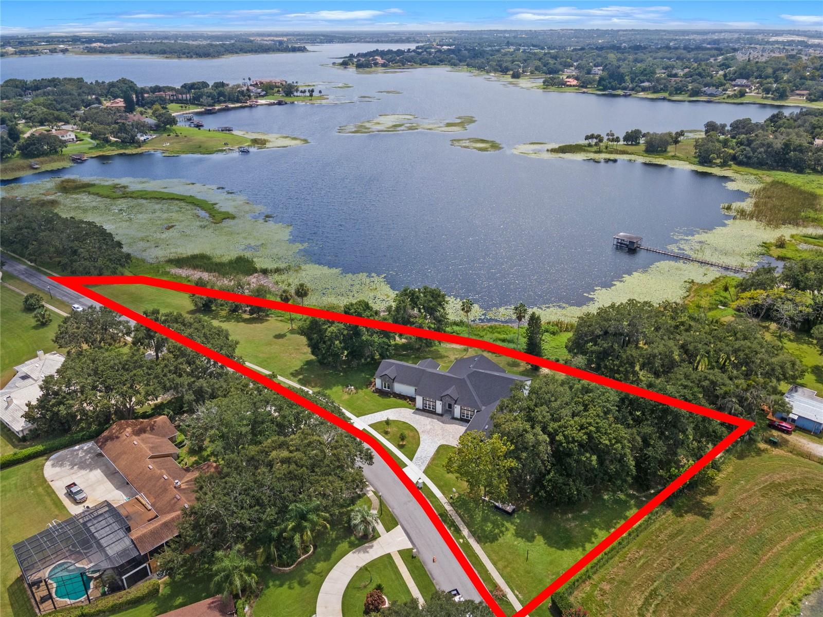 260 DEER ISLE DR