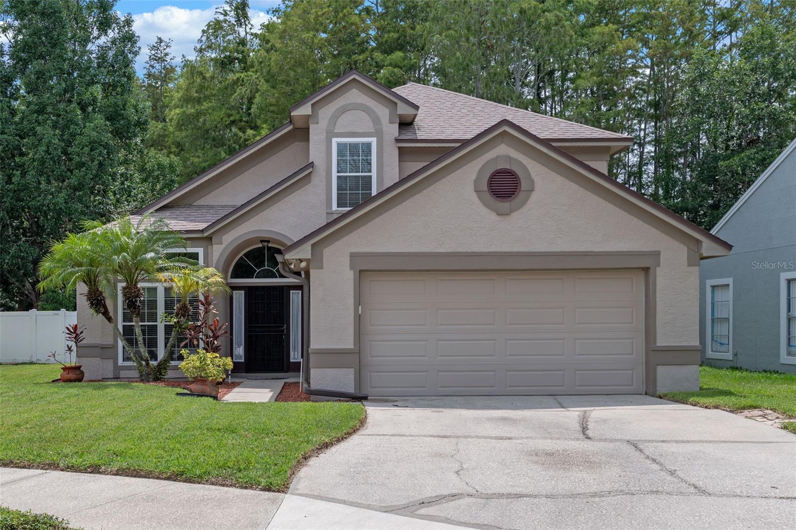 1041 MCCULLY CT