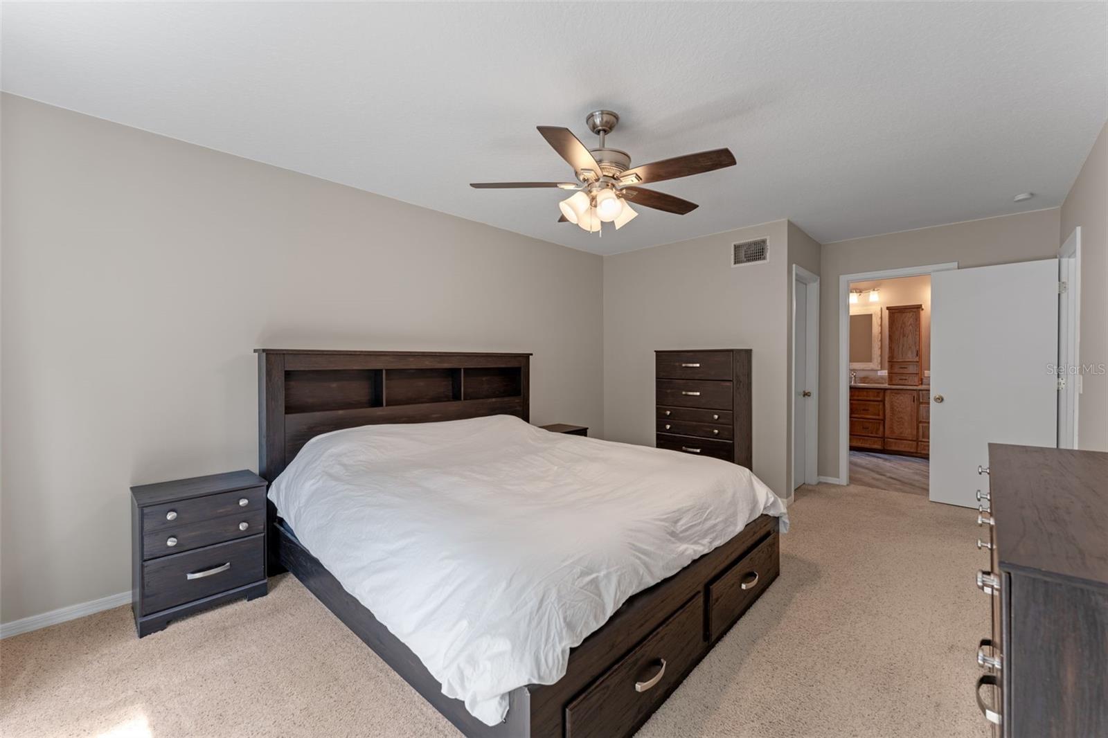 1041 MCCULLY CT