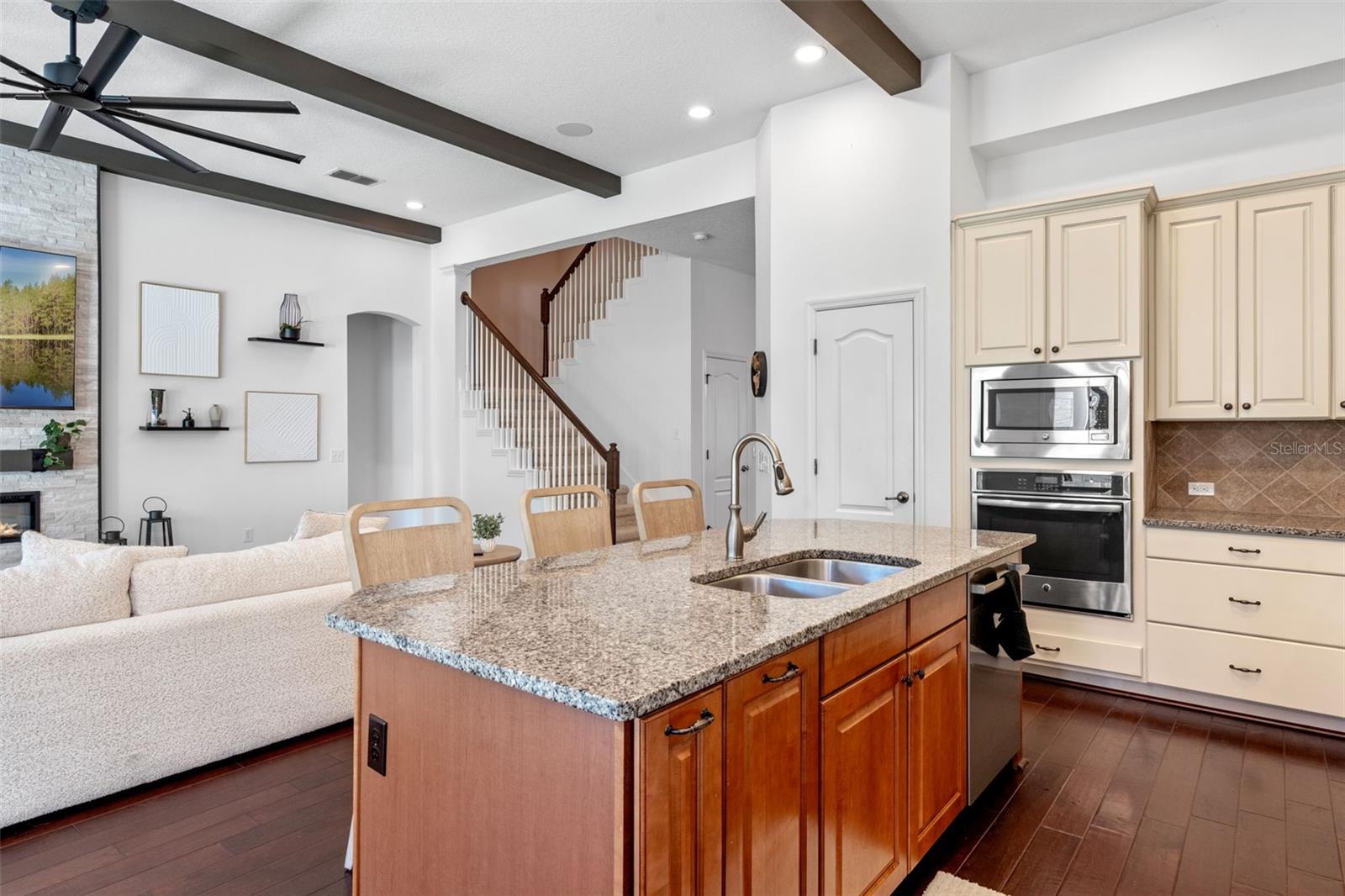 16746 ABBEY HILL CT