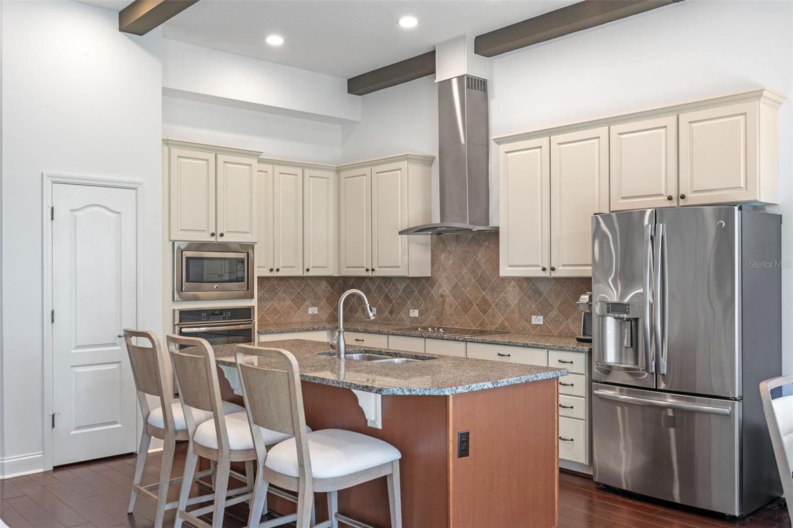 16746 ABBEY HILL CT