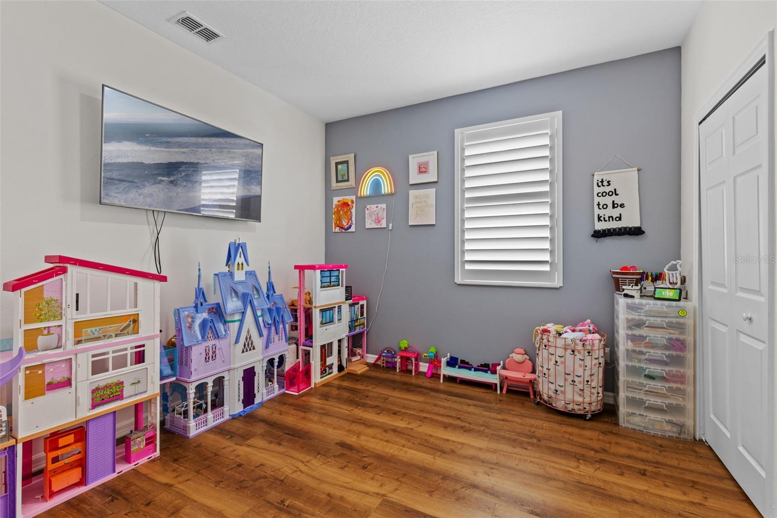 720 BAREFOOT BAY LOOP